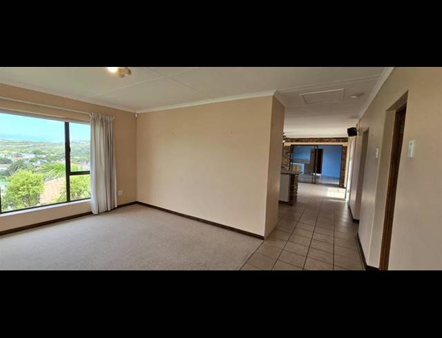 4 BEDROOM HOUSE FOR SALE IN GROOT BRAKRIVIER CENTRAL